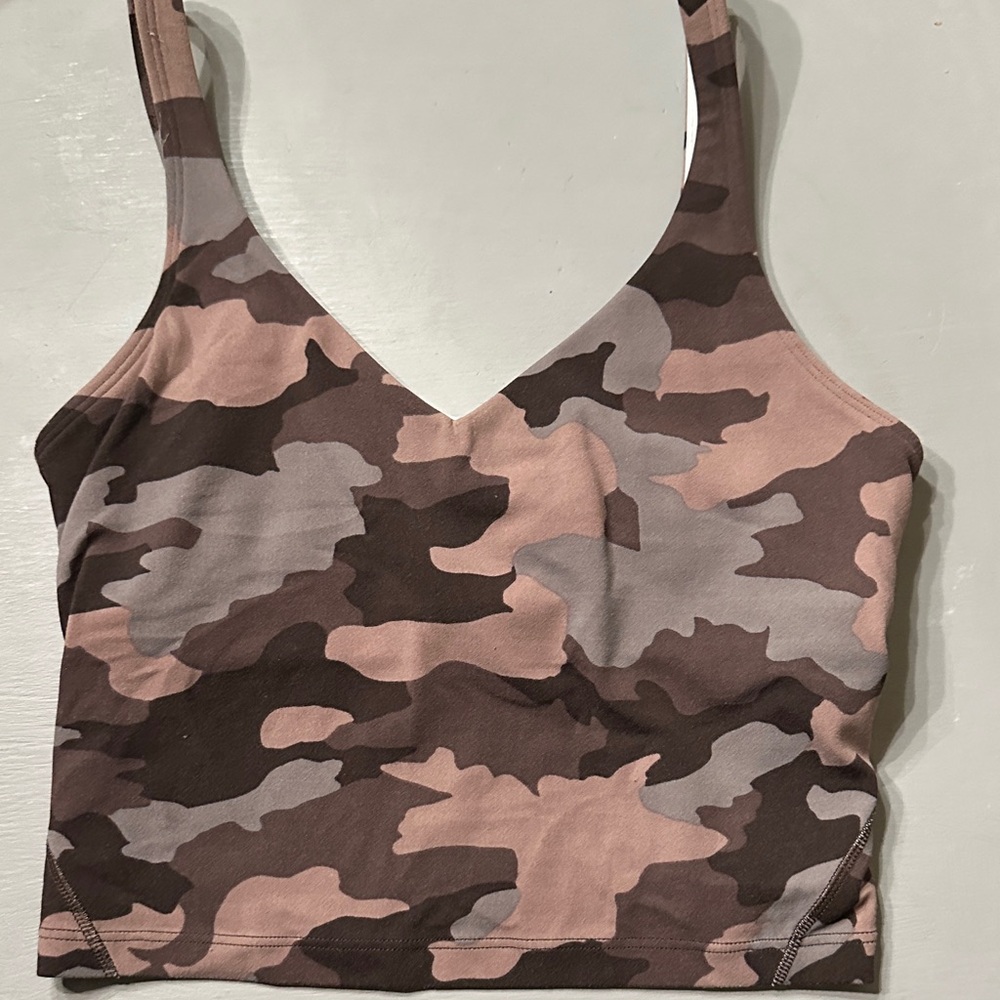 Lululemon Camouflage V-Neck Women's Size 4